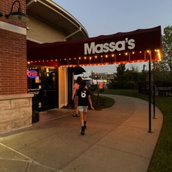 Massa's - Entrance