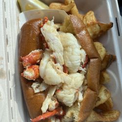 Lobster Express - 7 oz warmed naked lobster roll (butter only) and a side of curly fries