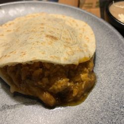 La Casa del Antojito - Gordita de chicharrón prensado