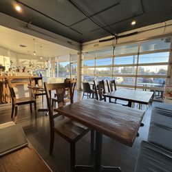 Wild Bloom Coffee Collective - Lots of seating and free wifi