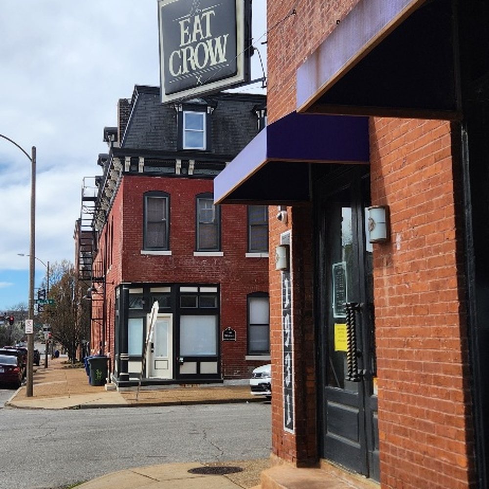 Eat Crow - Bars Near Me - St. Louis, Missouri