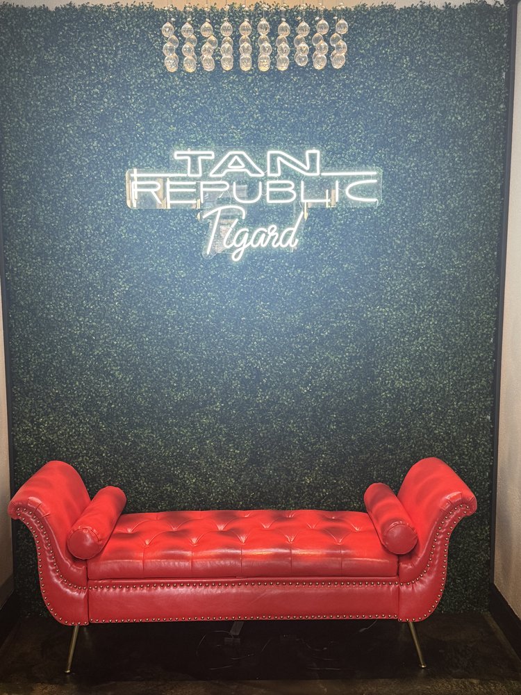 Tan Republic - Tigard Logo
