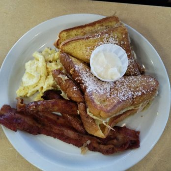 Goody's Cafe - French toast meal - American Near Me - Palm Springs, California Goody's Cafe - French toast meal - American Near Me - Palm Springs, California