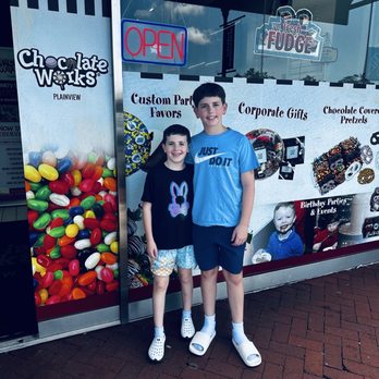 Chocolate Works - Plainview - Chocolatiers & Shops Near Me - Plainview, New York