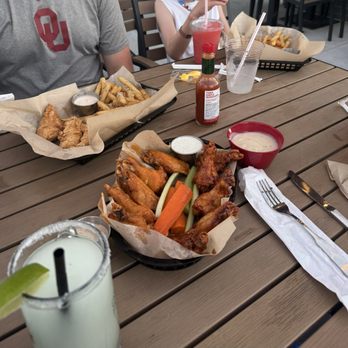Chicken Foot - TENDIES CHICKEN NUGGIES WINGS - Chicken Shop Near Me - Edmond, Oklahoma