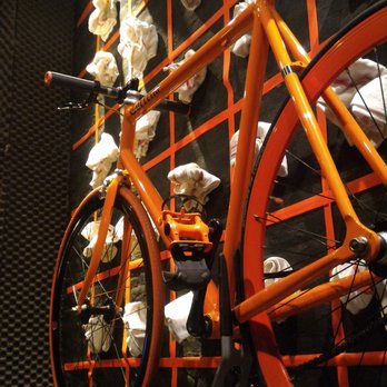 Canalla Bistro - Spanish Near Me - Valencia, V