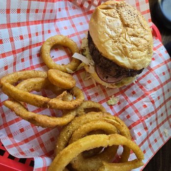 Char-Pit - Cheeseburger and onion rings - American Near Me - Kings Beach, California