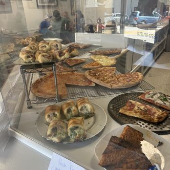 Focaccia 14th Ave - Daily pizza selection - Pizza Near Me - Vero Beach, Florida