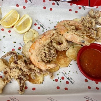 Stellina Pizzeria - Calamari - Pizza Near Me - Arlington, Virginia Stellina Pizzeria - Calamari - Pizza Near Me - Arlington, Virginia