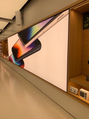 Apple World Trade Center by null