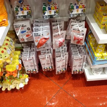 IT'SUGAR - Mini stuff - Candy Stores Near Me - Las Vegas, Nevada