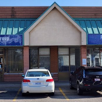 Queenline Centre - Shopping Centers Near Me - Oakville, Ontario