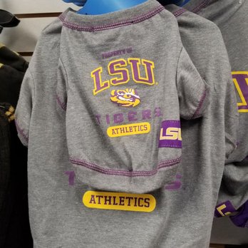 Smooch My Pooch - I love their LSU merchandise! - Pet Sitting Near Me - Greenwell Springs, Louisiana Smooch My Pooch - I love their LSU merchandise! - Pet Sitting Near Me - Greenwell Springs, Louisiana