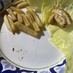 They give plenty of fries They give plenty of fries