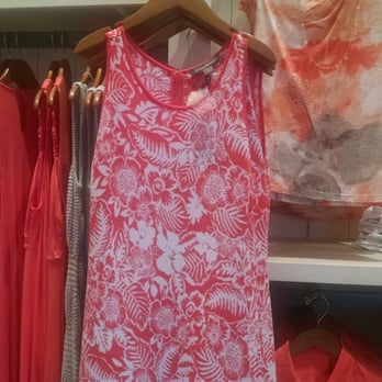 Tommy Bahama - Dresses in bold colors. - Men's Clothing Near Me - Alpharetta, Georgia