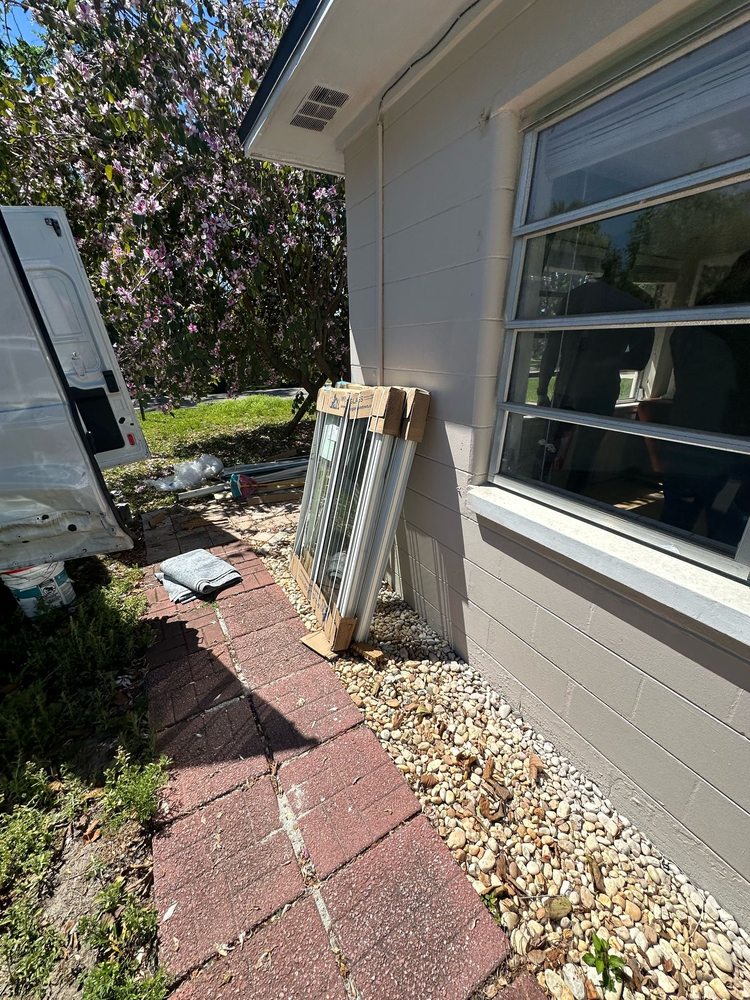 Slide of Bigfoot Construction