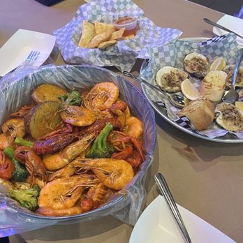 Cajun Boil - Oysters - Cajun/Creole Near Me - Miami, Florida