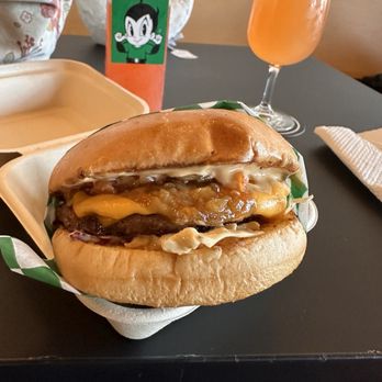 Night Spoon - Bulgogi Burger + Housemade strawberry lemonade - Comfort Food Near Me - Arcadia, California