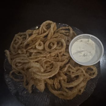 Marathon Grill & Ale House - Onion rings with ranch - Bars Near Me - Marathon, Florida