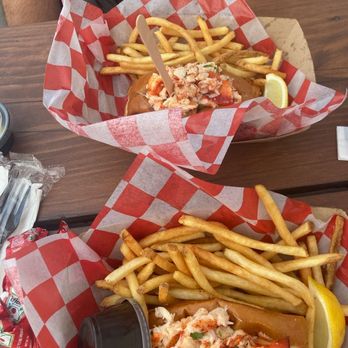 Lazy Lobster - Seafood Near Me - East Rockaway, New York