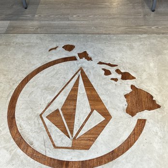 VOLCOM - Updated December 2025 - 10 Reviews - 3750 Wailea Alanui