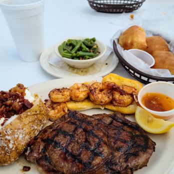 Texas Roadhouse - Steak and shrimp - Steakhouses Near Me - Rockford, Illinois Texas Roadhouse - Steak and shrimp - Steakhouses Near Me - Rockford, Illinois