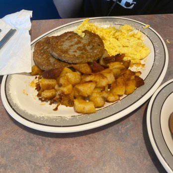 Billy's Cafe - Two egg breakfast - Cafes Near Me - Tavares, Florida