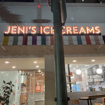 Jeni's Splendid Ice Creams - Outside - Ice Cream & Frozen Yogurt Near Me - Beverly Hills, California