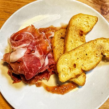Passatempo Taverna - Prosciutto di Parma
©UrbanBlissLife - Italian Near Me - Walla Walla, Washington Passatempo Taverna - Prosciutto di Parma
©UrbanBlissLife - Italian Near Me - Walla Walla, Washington
