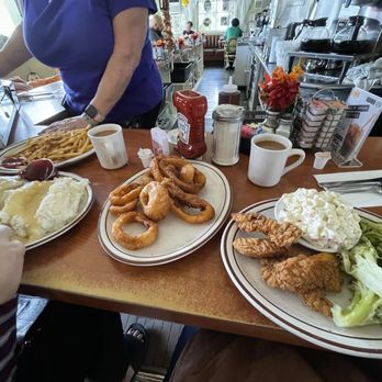 Le Roy's Restaurant - Diners Near Me - Monrovia, California Le Roy's Restaurant - Diners Near Me - Monrovia, California