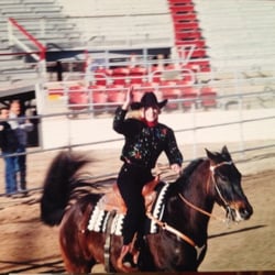 Head To Tail Riding School