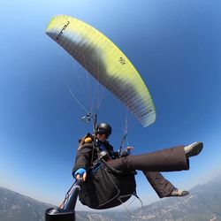 Atmosphere Paragliding - Recommended beginner glider setup: Ozone Mojo glider and Oxygen 2 Harness