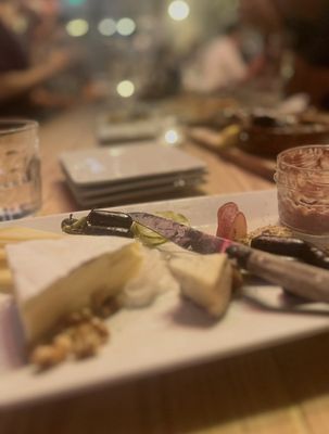 Alpin Beer & Wine Bistro