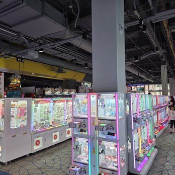 Round1 Bowling & Arcade - Burbank - interior - Bowling Near Me - Burbank, California Round1 Bowling & Arcade - Burbank - interior - Bowling Near Me - Burbank, California
