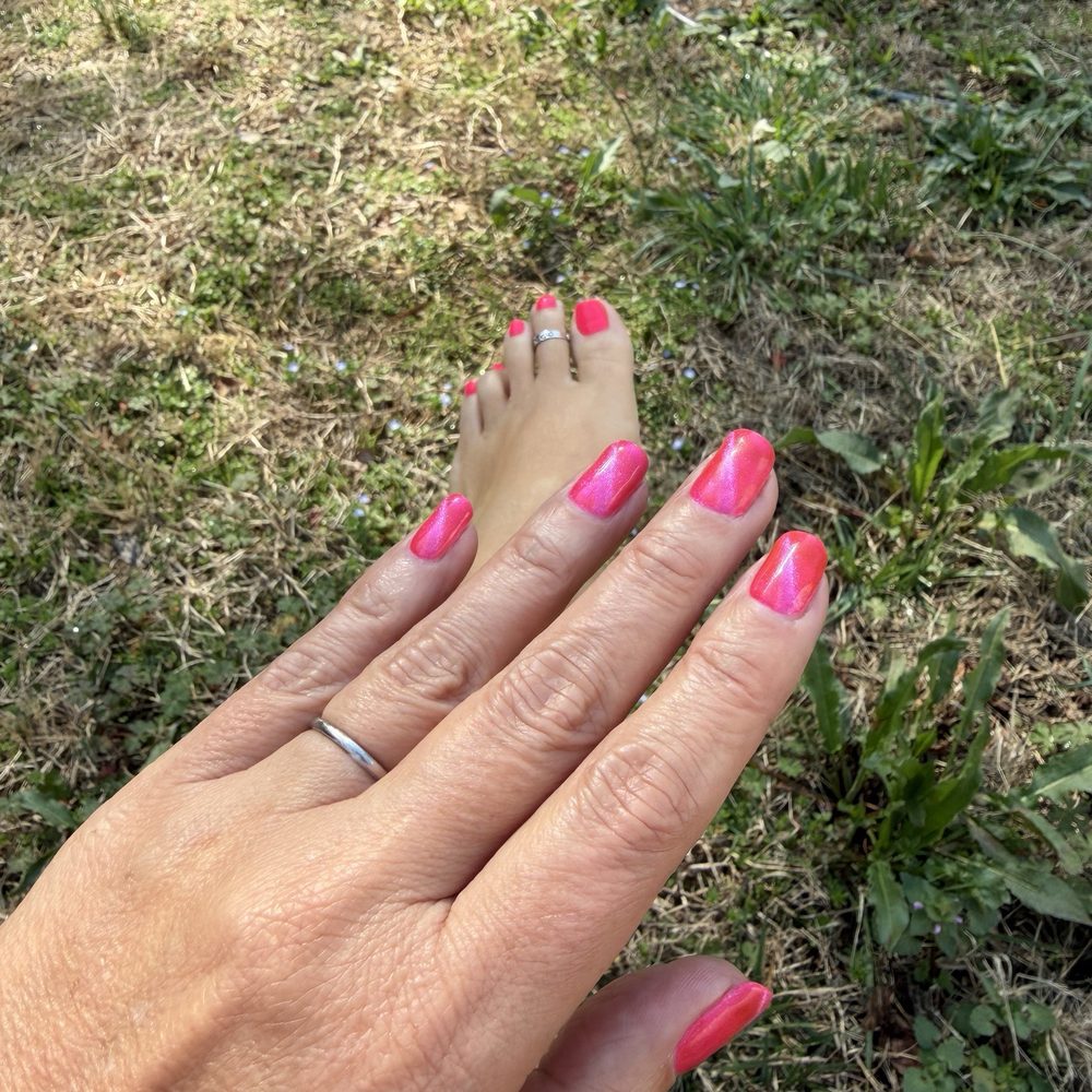 Daisy Nails & Spa - Vacation cat eye mani/pedi - Nail Salons Near Me - Denver, North Carolina Daisy Nails & Spa - Vacation cat eye mani/pedi - Nail Salons Near Me - Denver, North Carolina