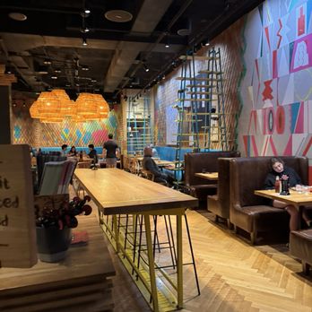 Nando's Peri-Peri - Chicken Shop Near Me - Chicago, Illinois Nando's Peri-Peri - Chicken Shop Near Me - Chicago, Illinois