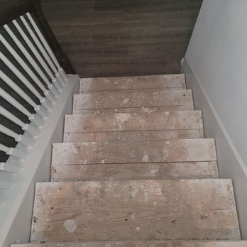 Brightland Homes - Stairs are cracked in the middle - Home Developers Near Me - Pflugerville, Texas Brightland Homes - Stairs are cracked in the middle - Home Developers Near Me - Pflugerville, Texas