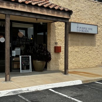 Purple Vine & Bloom - Entrance - Florists Near Me - Pasadena, California