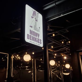 Many Bennies - Many Bennies sign at the front - Ice Cream & Frozen Yogurt Near Me - Seattle, Washington Many Bennies - Many Bennies sign at the front - Ice Cream & Frozen Yogurt Near Me - Seattle, Washington