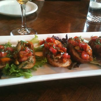 The Observatory - Fresh tomato bruschetta - yum! - New American Near Me - Portland, Oregon The Observatory - Fresh tomato bruschetta - yum! - New American Near Me - Portland, Oregon