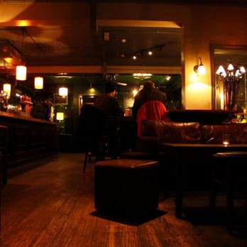 The Alwyne Castle - Alwyne Castle Pub. Front room (with main bar). - Pubs Near Me - London, XGL The Alwyne Castle - Alwyne Castle Pub. Front room (with main bar). - Pubs Near Me - London, XGL