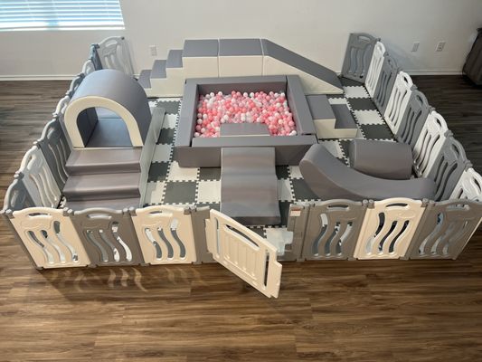 Modern Soft Play Set - Rental comes with ball pit balls, white & gray soft play mats, a white & gray gate, and 4 hours of play time.
Dimensions: 14ft L x 10ft W Modern Soft Play Set - Rental comes with ball pit balls, white & gray soft play mats, a white & gray gate, and 4 hours of play time.
Dimensions: 14ft L x 10ft W