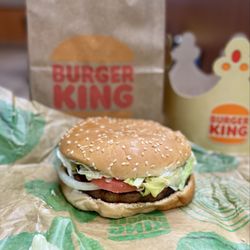 Burger King - Beautiful Impossible Whopper