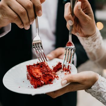 Teagrada Events - Red Velvet cake giving us the #hearteyes. #ASBallesteros2017
http://www.franciscoegonzalez.com/ - Wedding Planning Near Me Teagrada Events - Red Velvet cake giving us the #hearteyes. #ASBallesteros2017
http://www.franciscoegonzalez.com/ - Wedding Planning Near Me