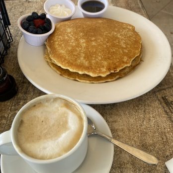 Latitudes Restaurant Hollywood - Breakfast & Brunch Near Me - Hollywood, Florida