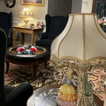 Hotel Grand Victorian - Tea area - Hotels Near Me - Branson, Missouri Hotel Grand Victorian - Tea area - Hotels Near Me - Branson, Missouri