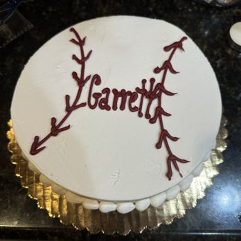 Vons - Cake looked nothing like what I chose online - Grocery Near Me - Huntington Beach, California Vons - Cake looked nothing like what I chose online - Grocery Near Me - Huntington Beach, California