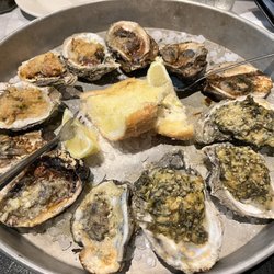 Half Shell Oyster House - Oyster Sampler @Half Shell Oyster House
