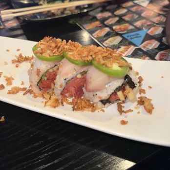 Sushi Okoku - Crispy yellow tail roll - Sushi Bars Near Me - Riverside, California Sushi Okoku - Crispy yellow tail roll - Sushi Bars Near Me - Riverside, California
