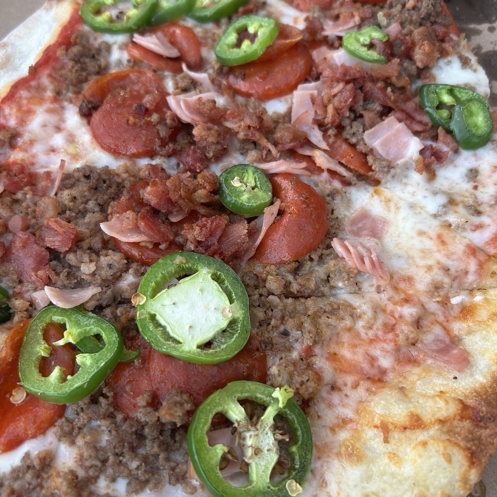 1/2 18" MIRAMONTE MEATLOVERS 1/2 18" MIRAMONTE MEATLOVERS